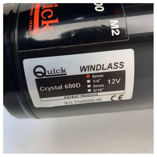Quick Crystal 600D 12V | 500W | 6 mm vertikalt ankarspel med kapstan