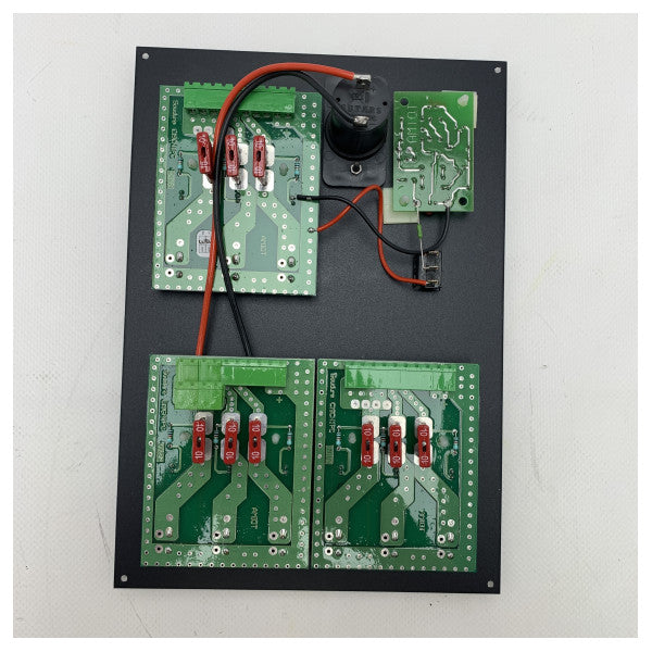 Panneau de commutation électrique Amiot 9 Fonction 12V | Panneau de commutation - 93219