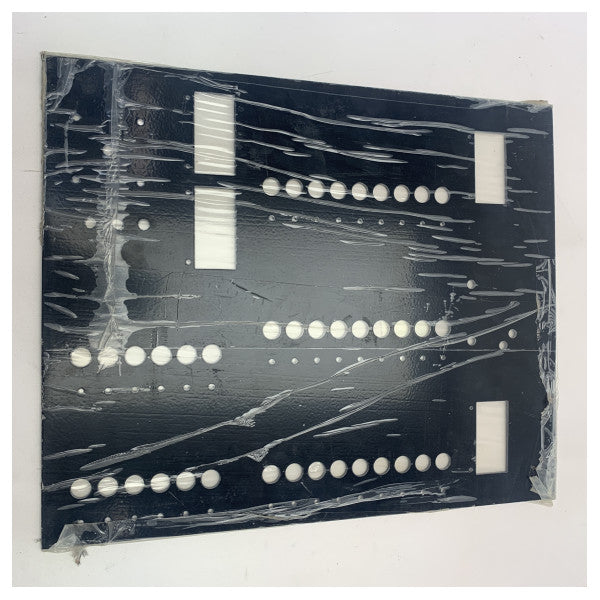 جلف كرافت أوريكس 40 AC | DC لوحة كهربائية محفورة