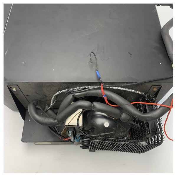 USED Dometic CoolMatic CD-30 DC 30L ドロア冷蔵庫 12/24V