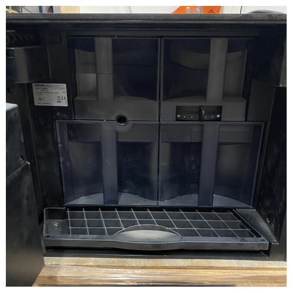 ミーレ CVA6401 エスプレッソ・コーヒーメーカー ブラック