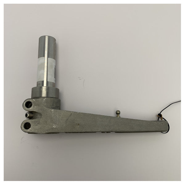 KÄYTETTÄVÄ Vetus alumiininen peräsinvarsi 30 mm akselille - HELM30