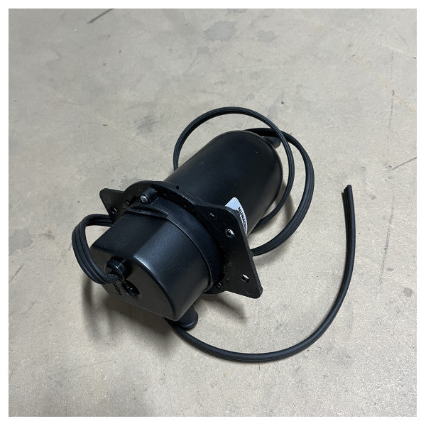 Підігрівач двигуна Kim Hotstart 1000W - міцний, водонепроникний і простий в установці для човнів