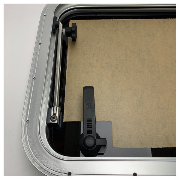 Vetus LIB3755L リベロ・アルミ・デッキハッチ 500 x 370 MM