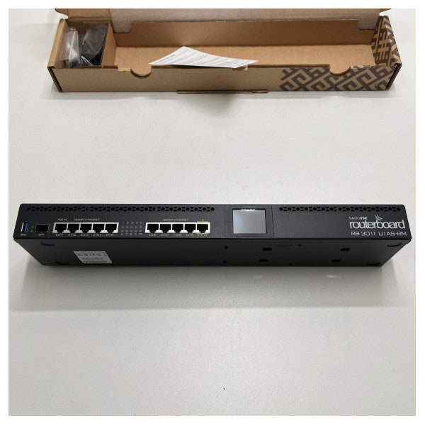 MikroTik RB3011UIAS-RM 10-portars Ethernet-switch för rackmontering