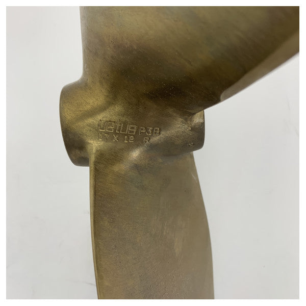 Vetus P3B17X12R 3ブレード 17 x 12インチ RH 30 mm プロペラ