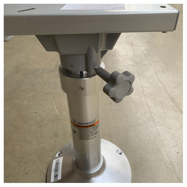 Vetus PCG シートサポート H575 mm アルミ固定式