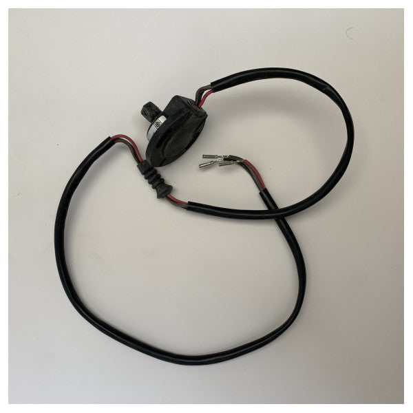 Caixa com vários cabos spur e backbone da Raymarine