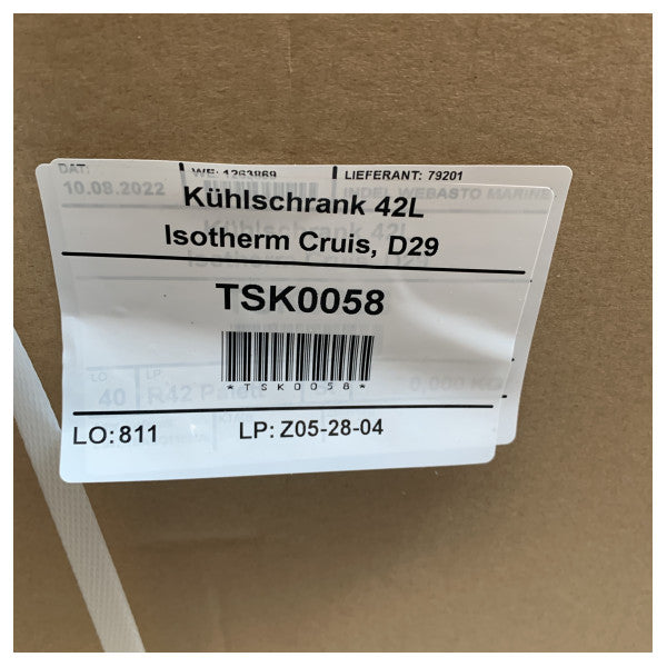 Isotherm Cruise 42 42L класичний компресорний холодильник прихованого монтажу 12/24V