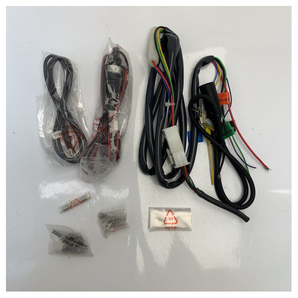 Navman VHF7100 マリンVHFラジオシステム US