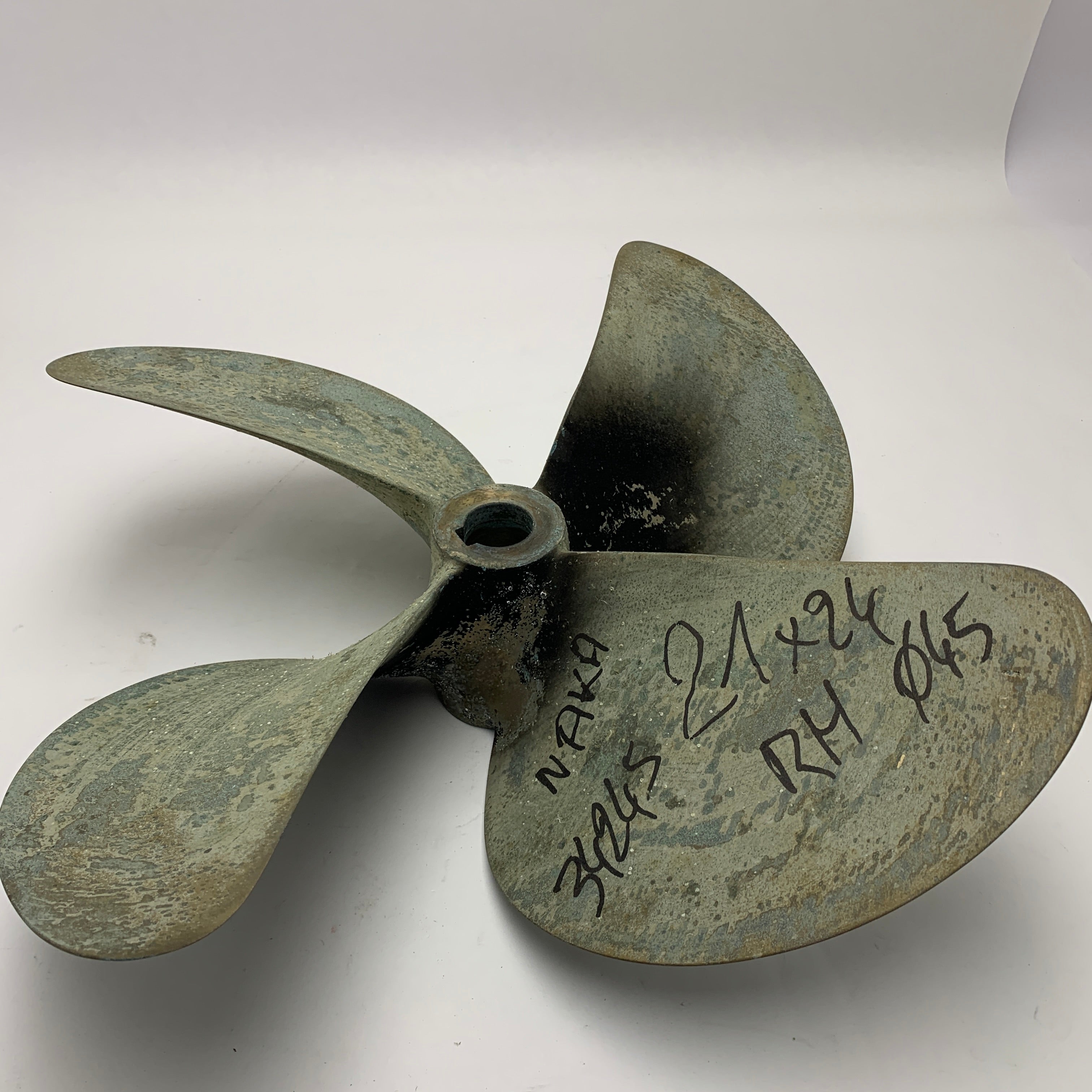 フランス ヘリ 4ブレード 21 x 24 LH 45mm プロペラ - 82400909