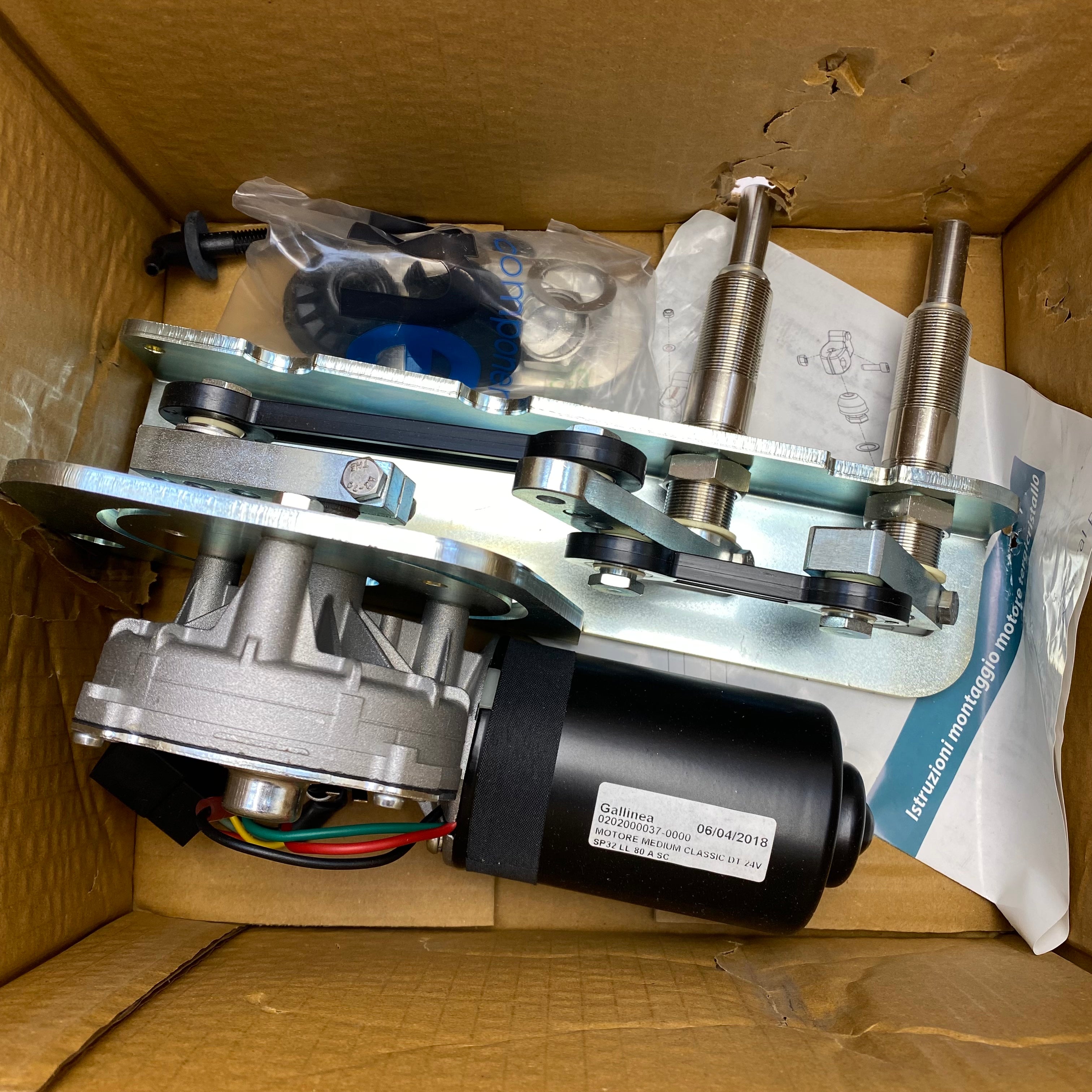 Gallinea средно натоварен мотор за чистачките на предното стъкло 24V SP32 LL 80 A SC