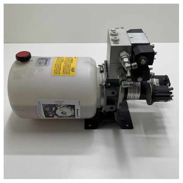 Besenzoni 4 Function Hydraulic Unit 800W - 12V - 15400949