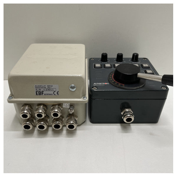 Alphatron Alpapilot Basic Control Unit - Unité de processeur - 3104.0155
