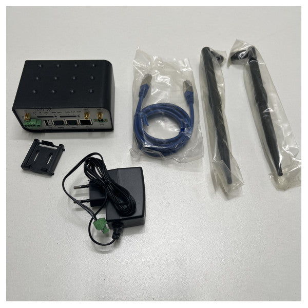 Advantech Conel 4G безжичен рутер LR77 V2 FULL