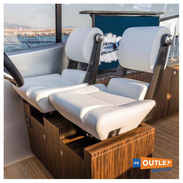 مقعد خوذة بيسينزوني P251 كاربون فلاي اليدوي P251