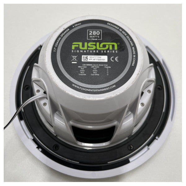 Fusion Marine 7,7 pouces 200W En haut-parleurs de signature blanc - SG -F772W